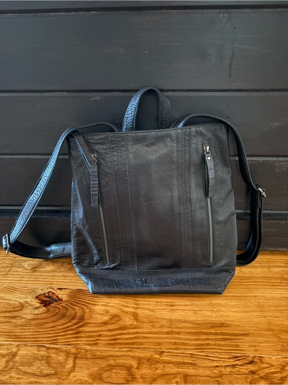 Muud Black Leather Backpack Purse Adjustable Straps Multiple Pockets Zip Close